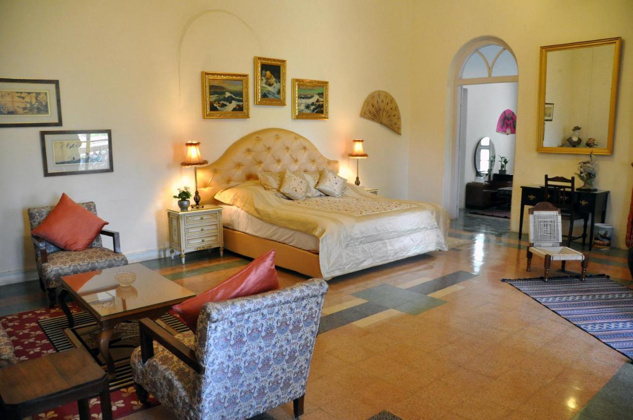 Orchard Palace Gondal Bagian luar foto